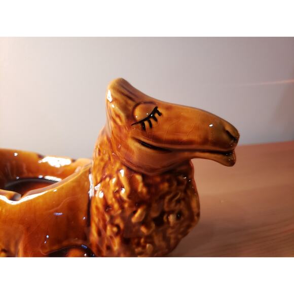 Vintage 70’s Ceramic Camel Ashtray - Picture 4 of 6